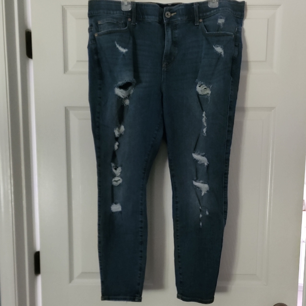 Torrid Distressed Dark Blue Ankle Jeans